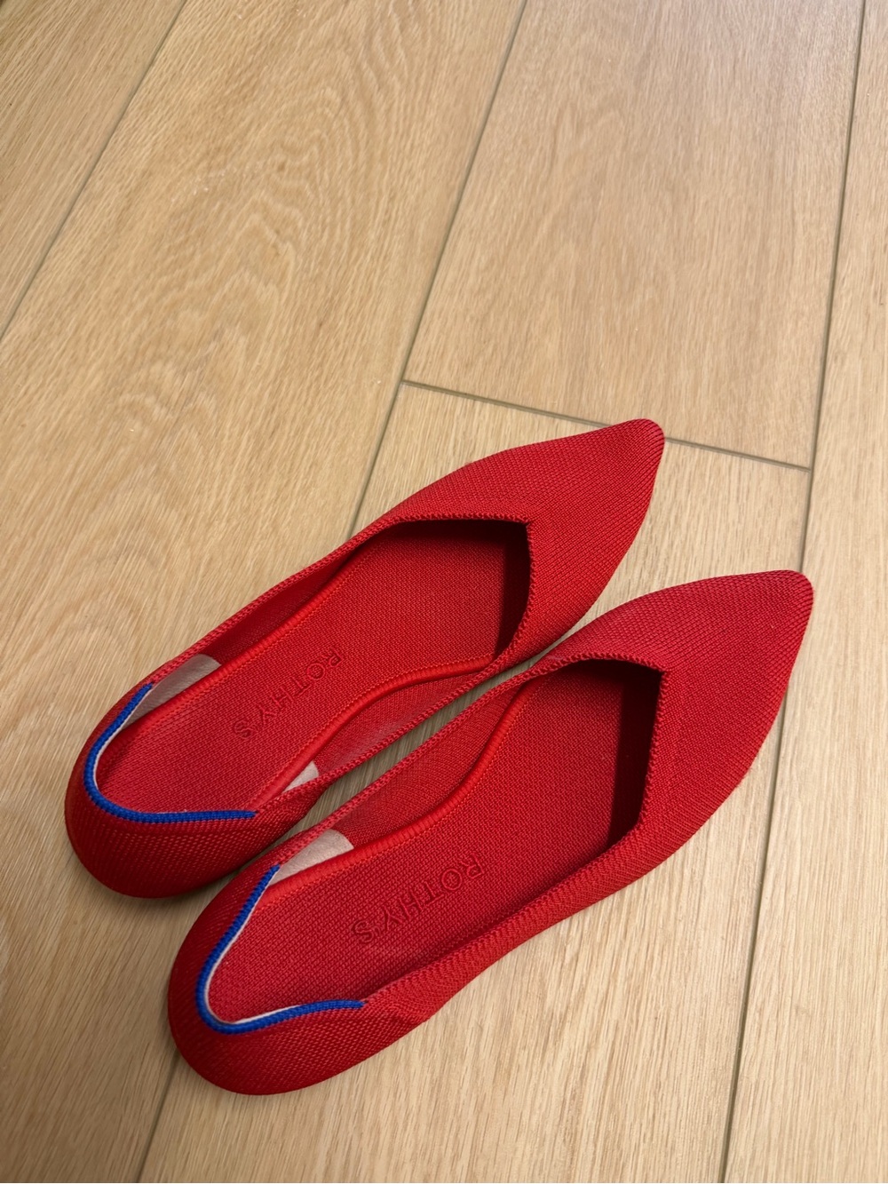Rothy's Red Pointed Knit Flats with Blue Trim